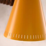 Lamp with extendable arm