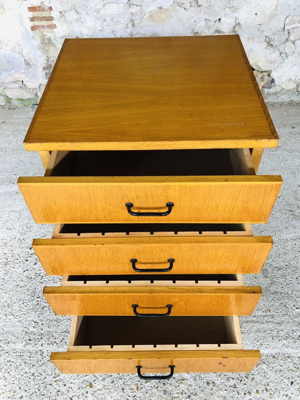 Commode vintage chêne blond Circa 60