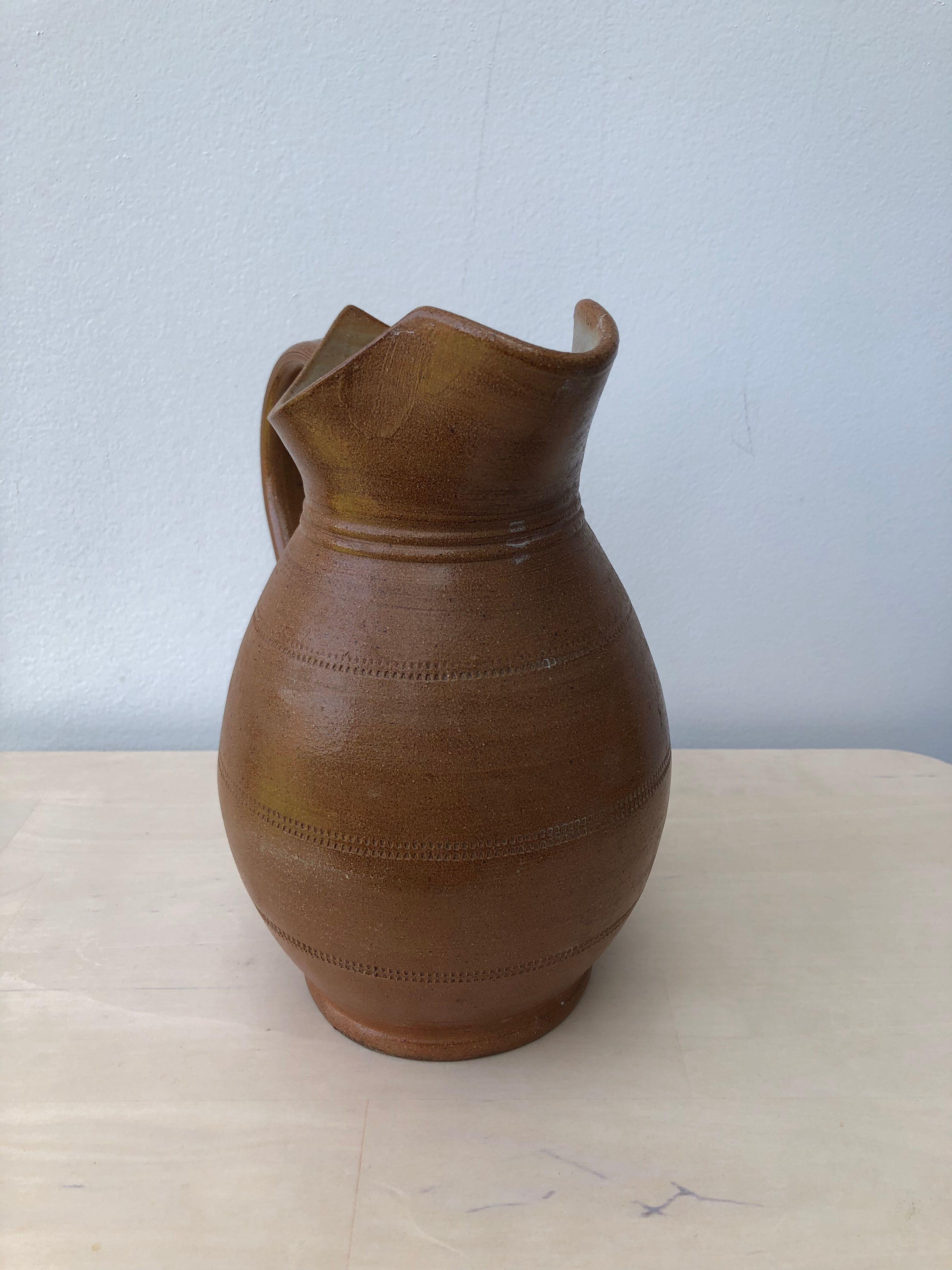 Sandstone pitcher