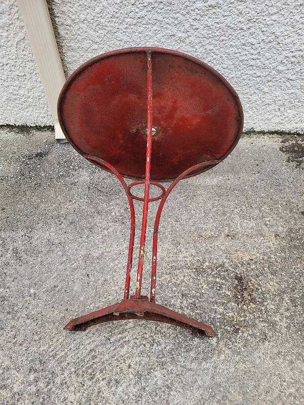 Antique Round Painted Metal Bistro Table No. 5