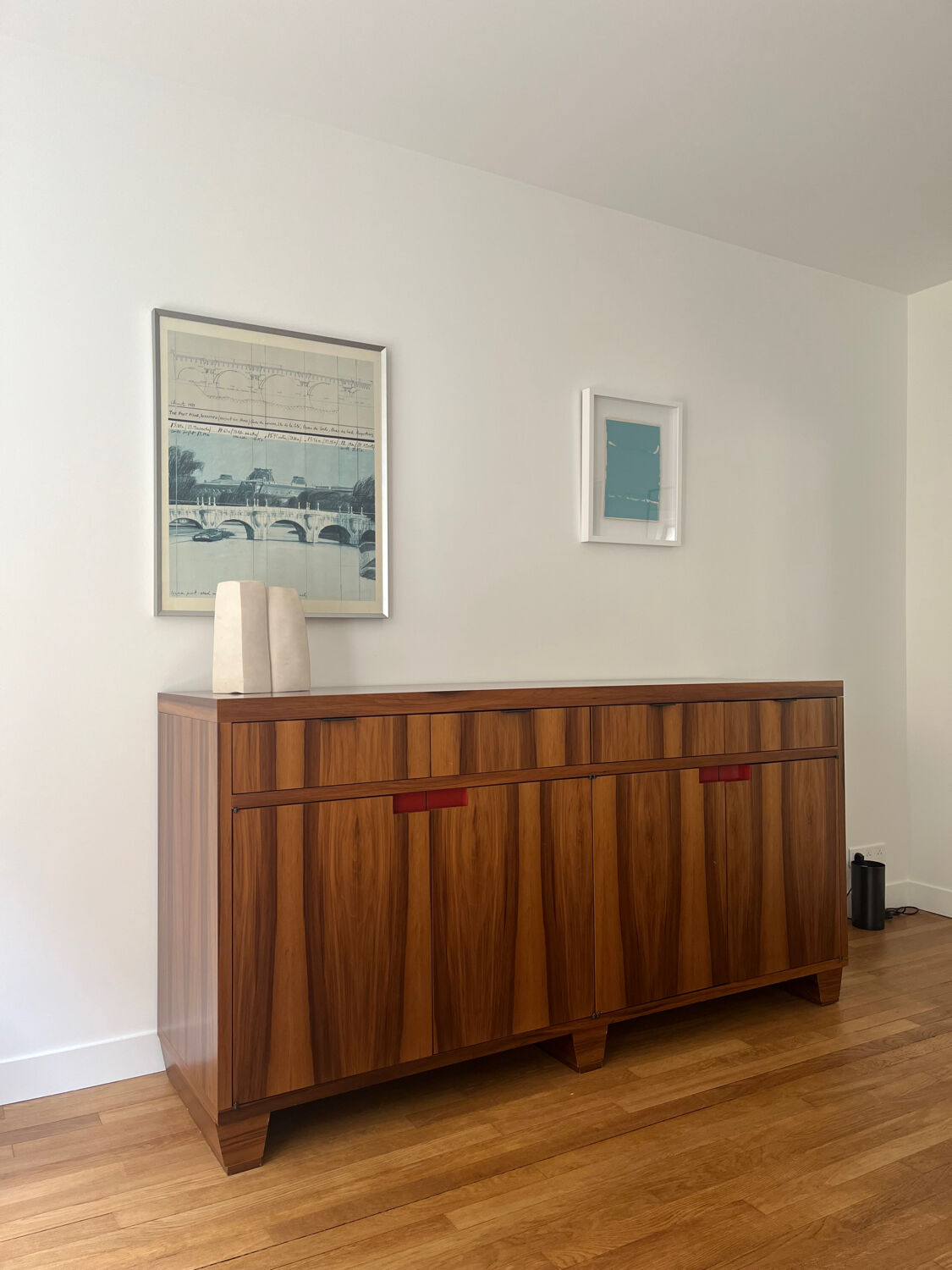 Buffet of very fine quality