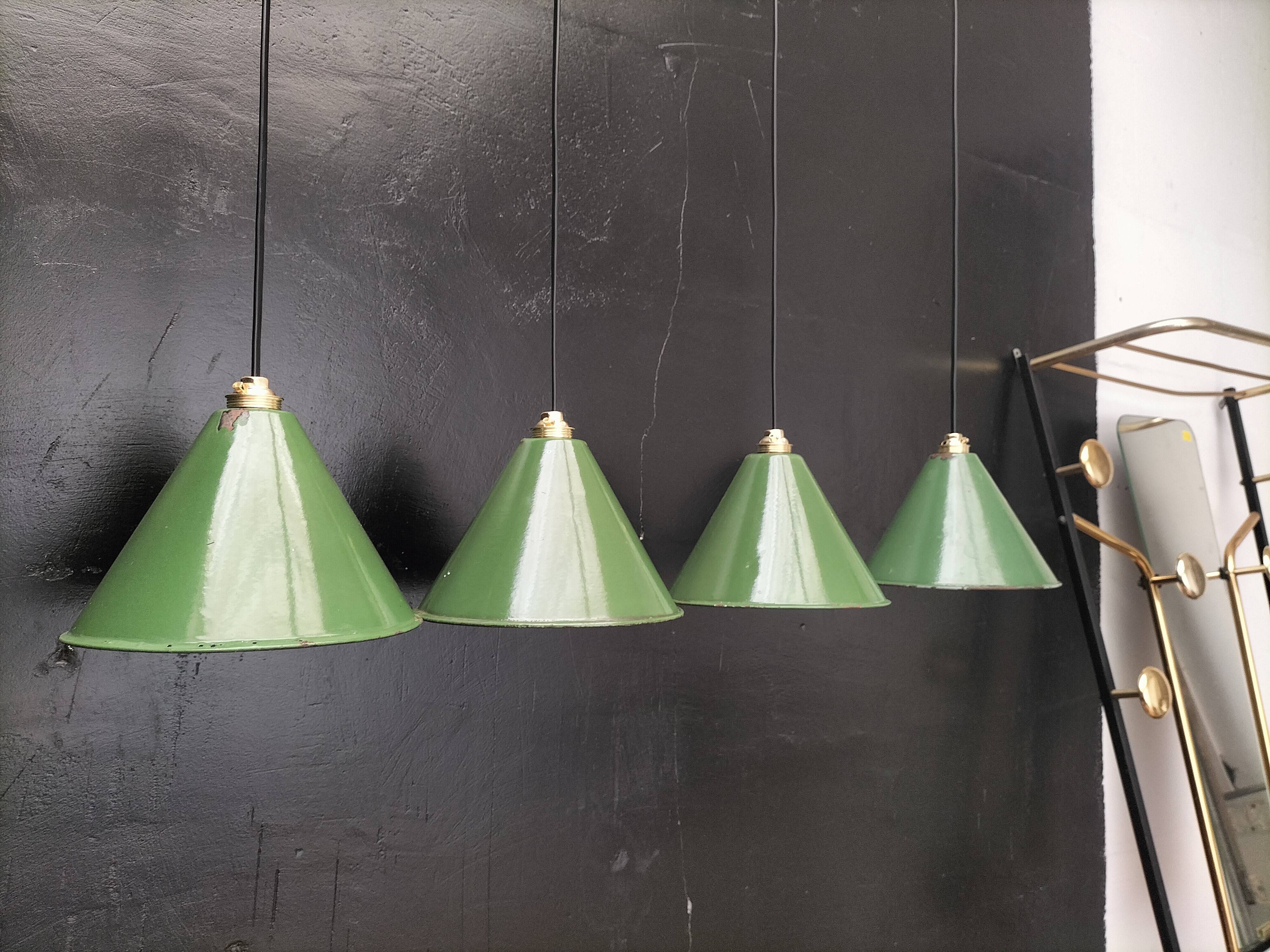 Enamelled sheet metal cone suspensions