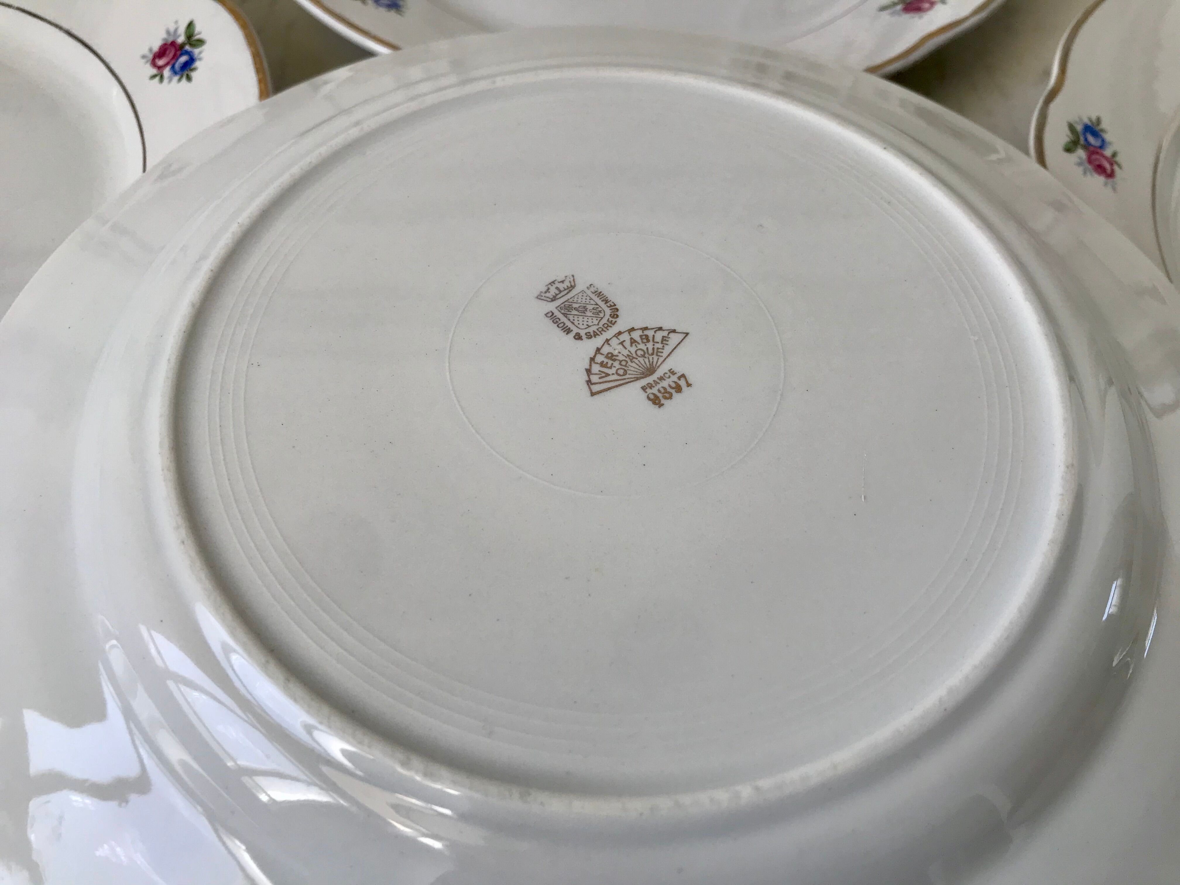 set of 6 flat plates Digoin Sarreguemines small flowers 50s