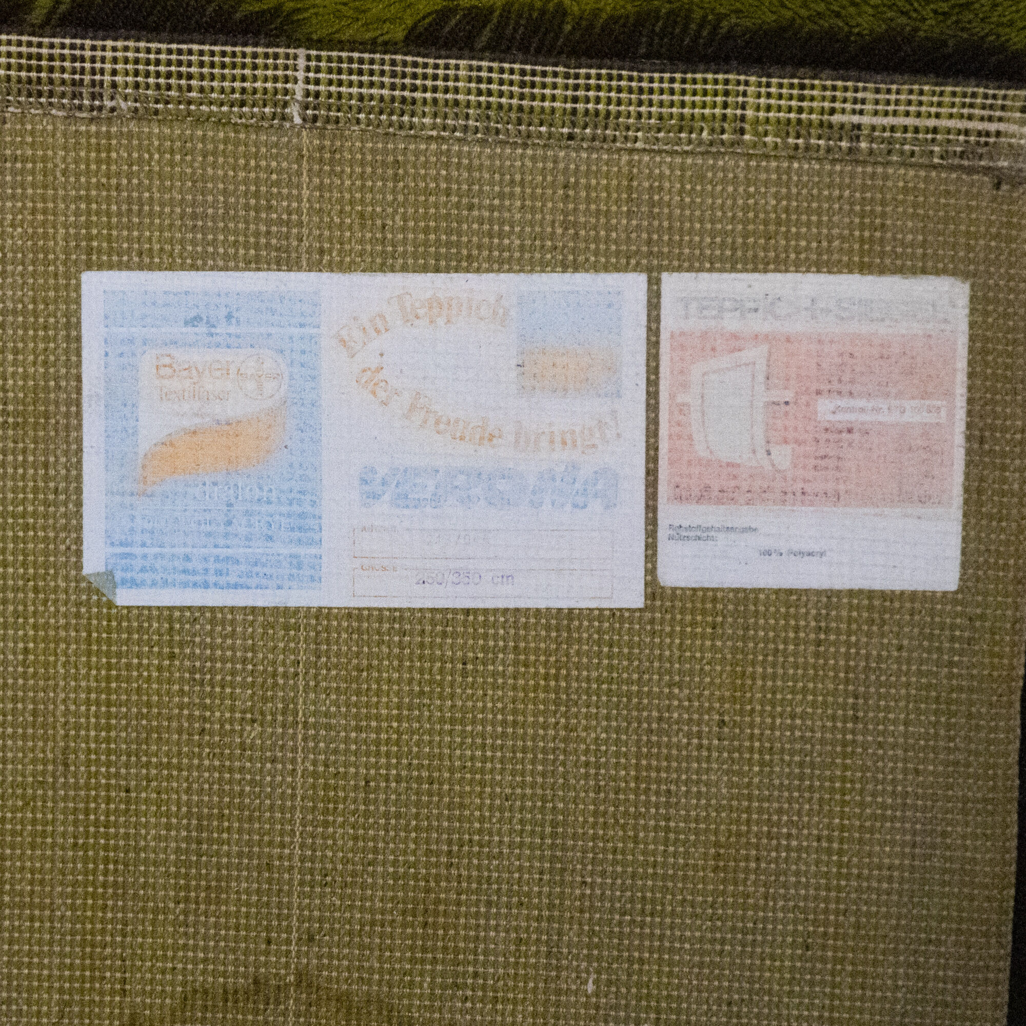 'Cubes' rugs from the green space era