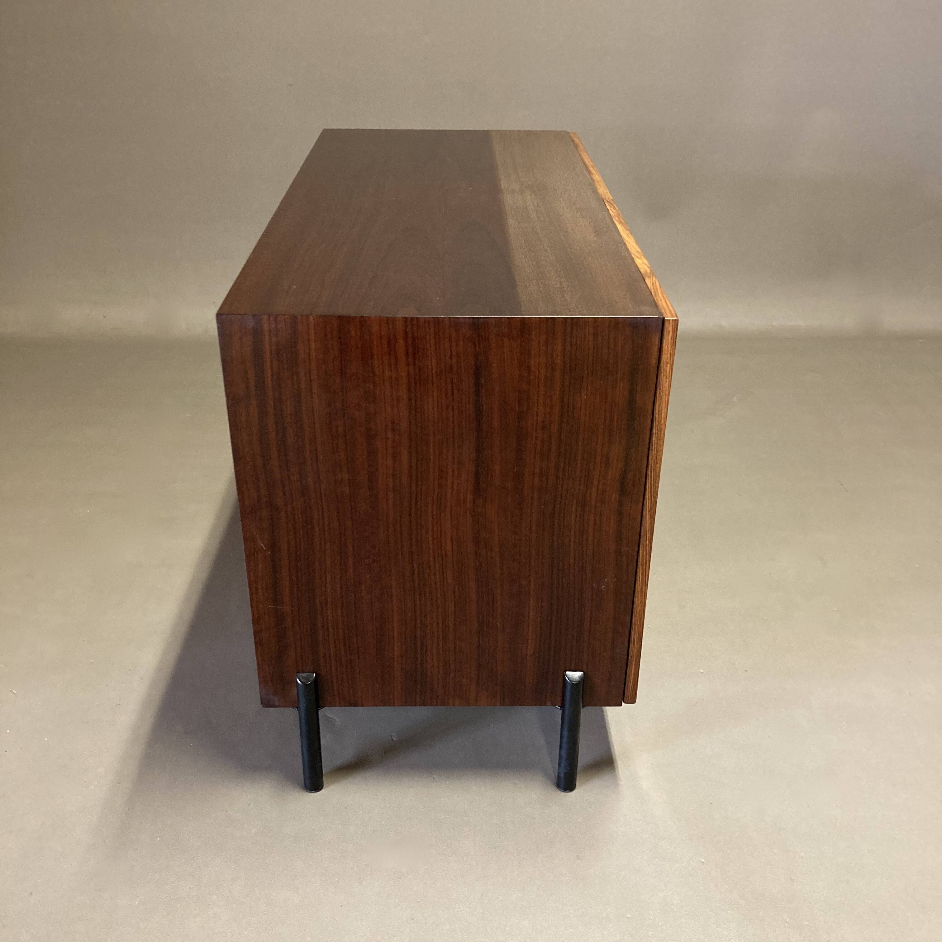 Commode en palissandre design scandinave 1950