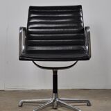 Office armchair by Charles & Ray Eames for ICF, 1960