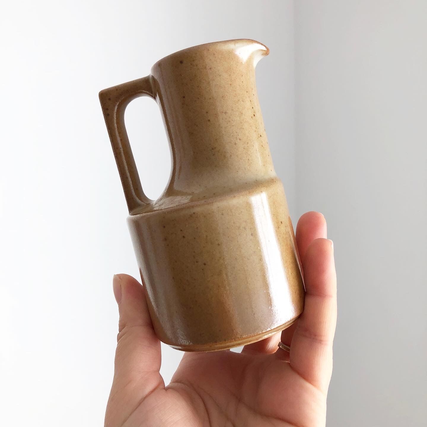 Pichet en grès vintage