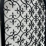 Large antique wrought iron gate – Arabesque pattern
