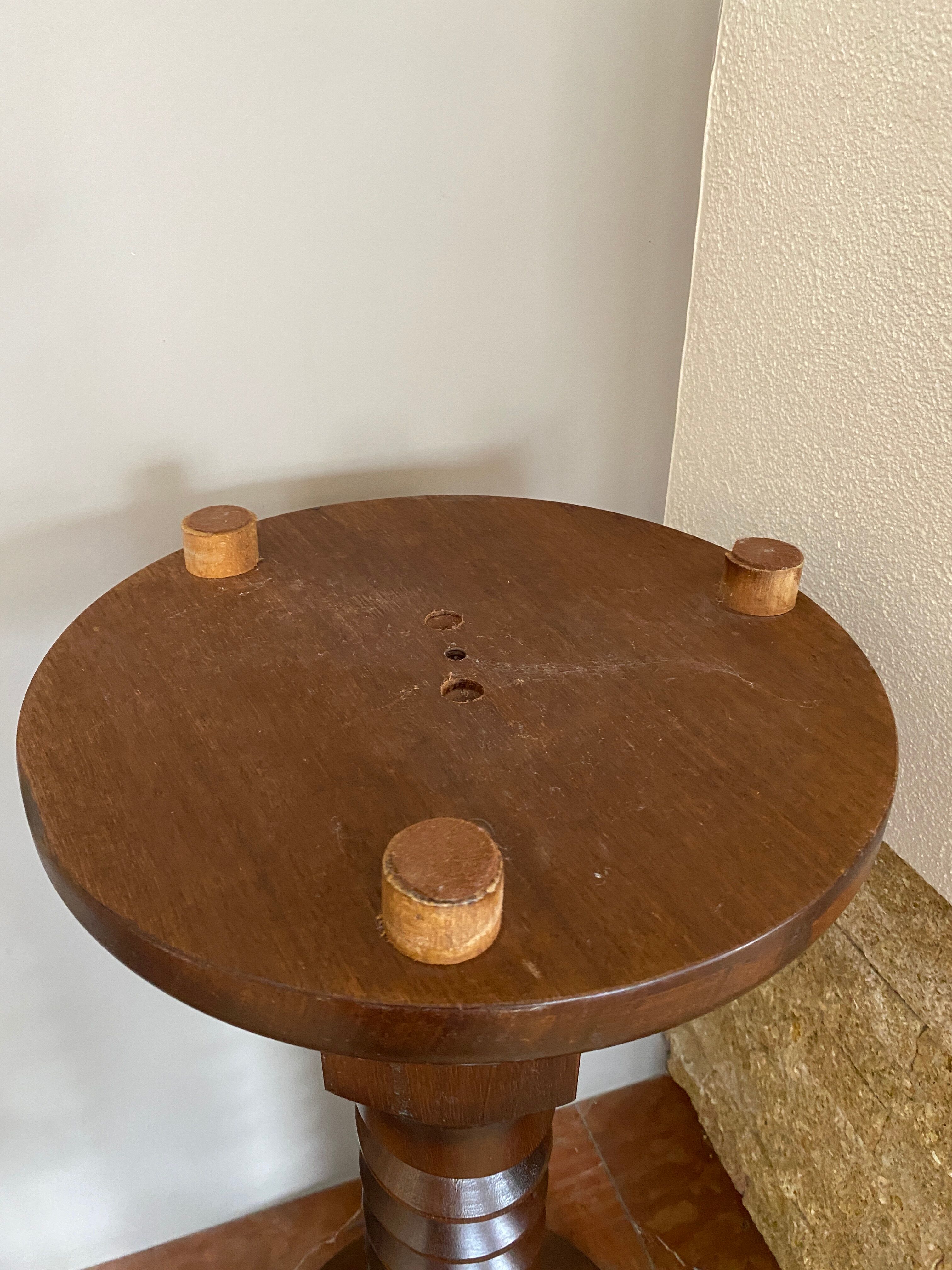 Brutalist screw stool
