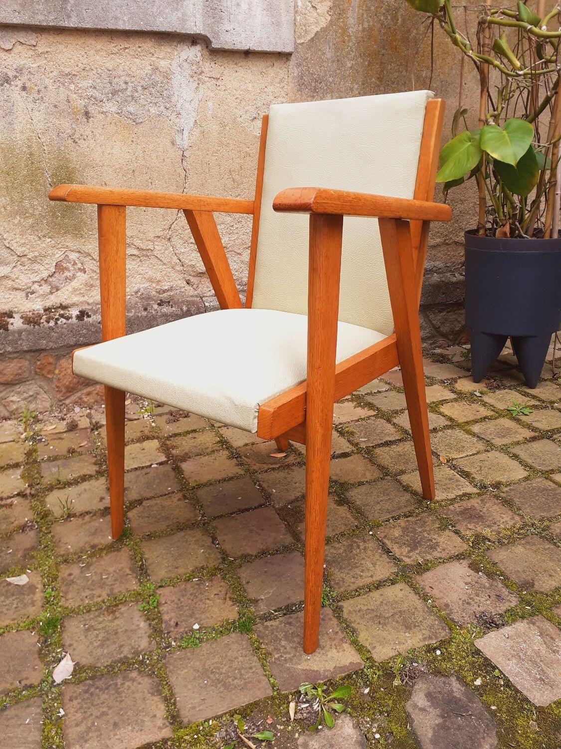 Paire de fauteuils année 50 pieds compas