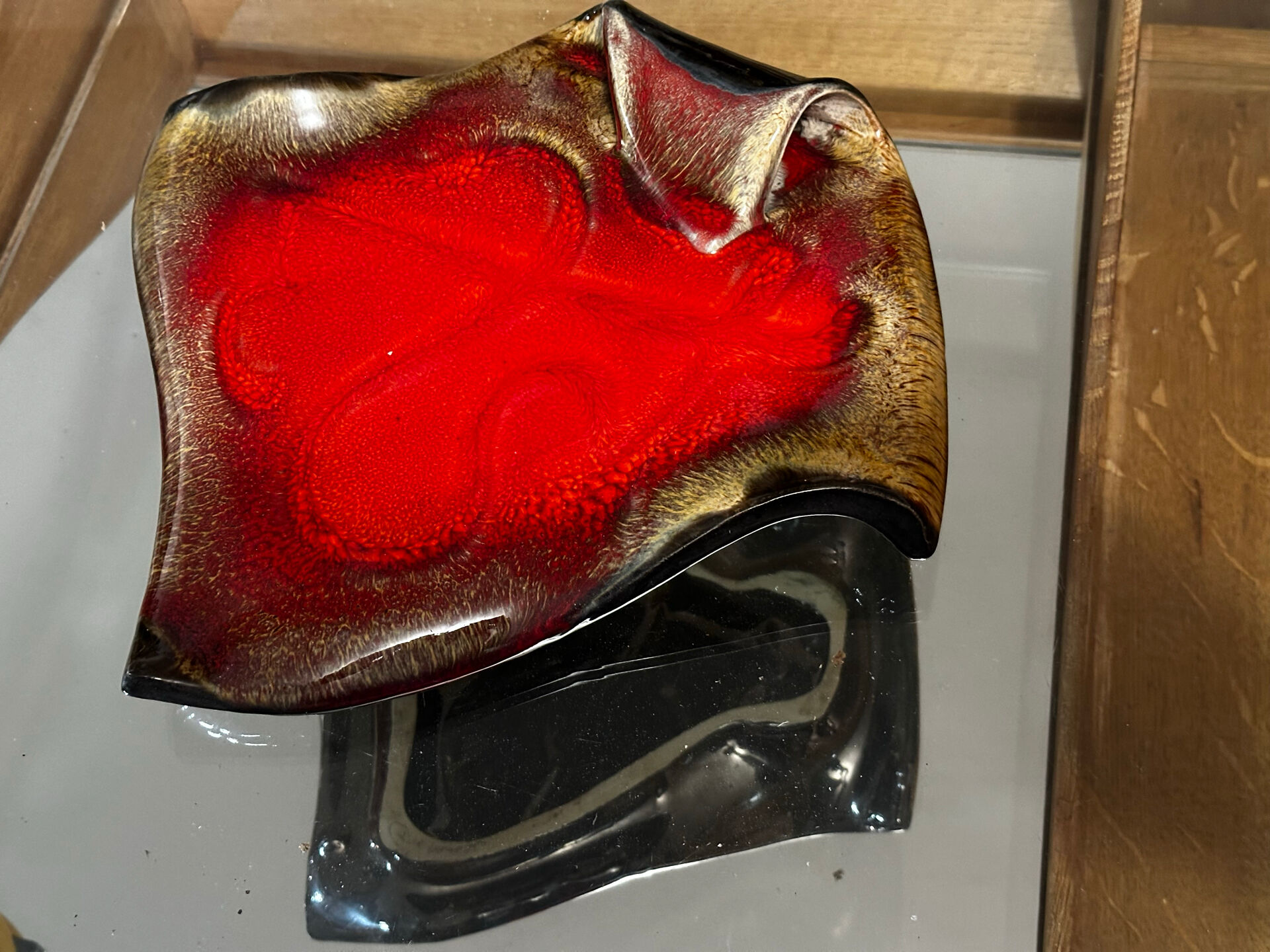 glazed red ceramic vide-poche signed - 1960s