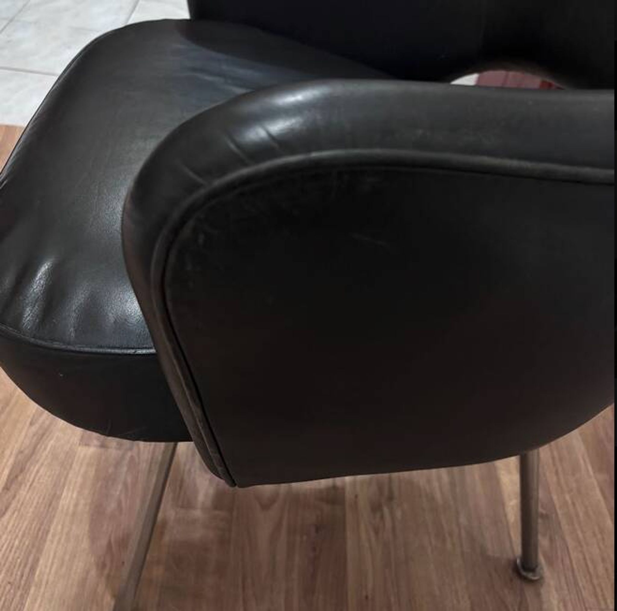 Fauteuils Conférence d’Eero Saarinen pour Knoll