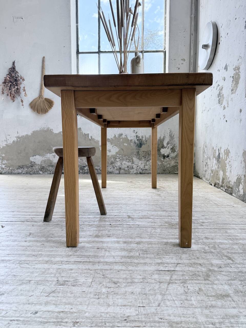 Solid elm farmhouse table 150cm