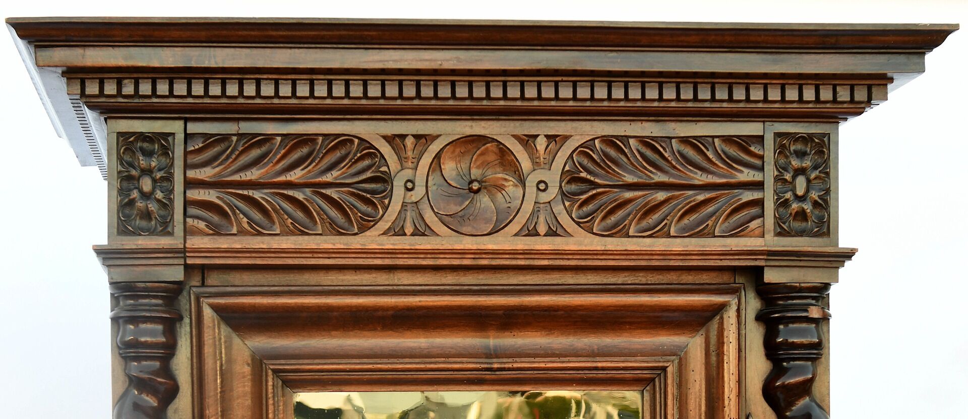 Renaissance-style showcase