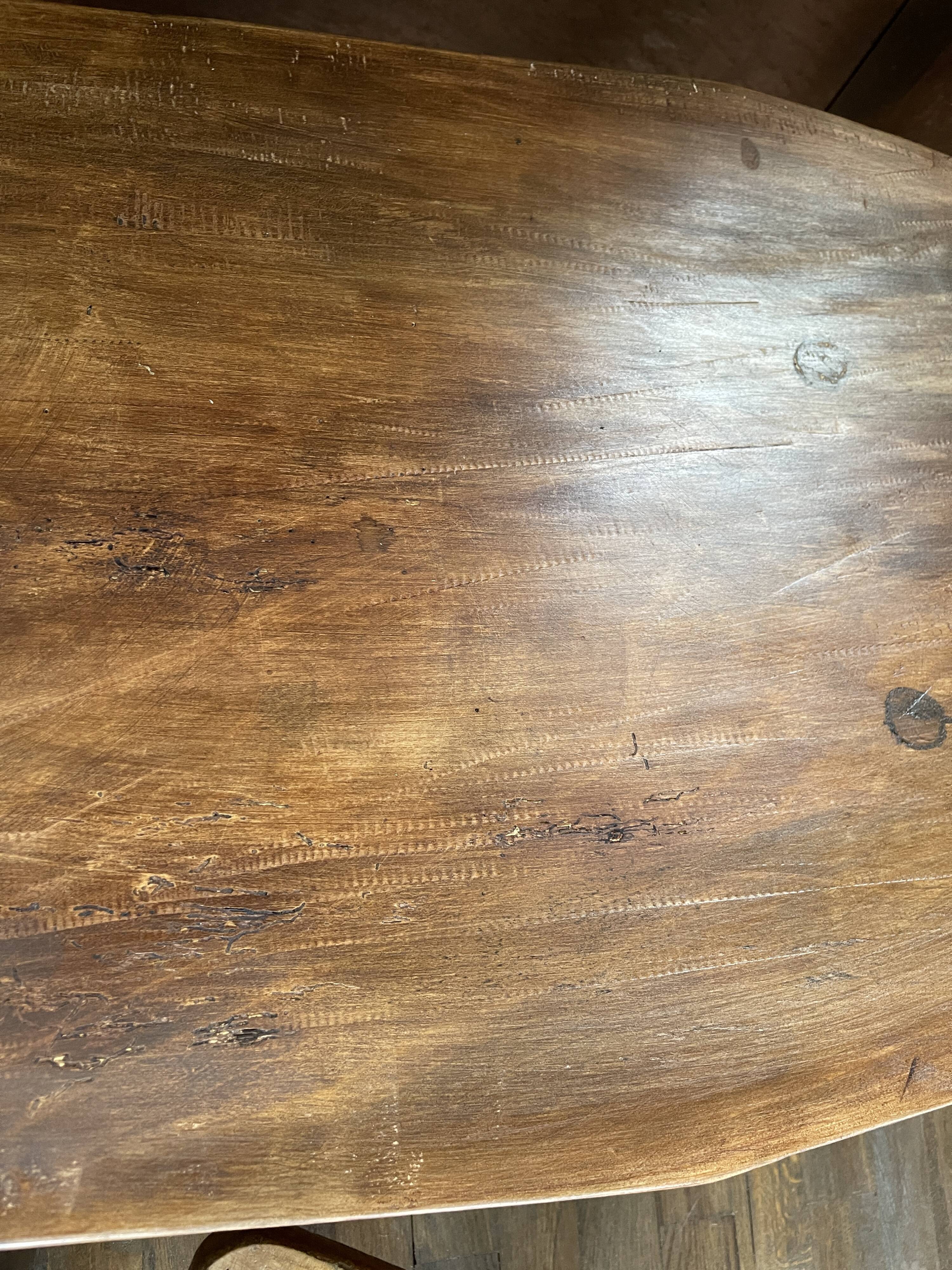 Ensemble table basse et tabourets brutaliste campagne