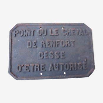 Plaque en fonte cheval de renfort