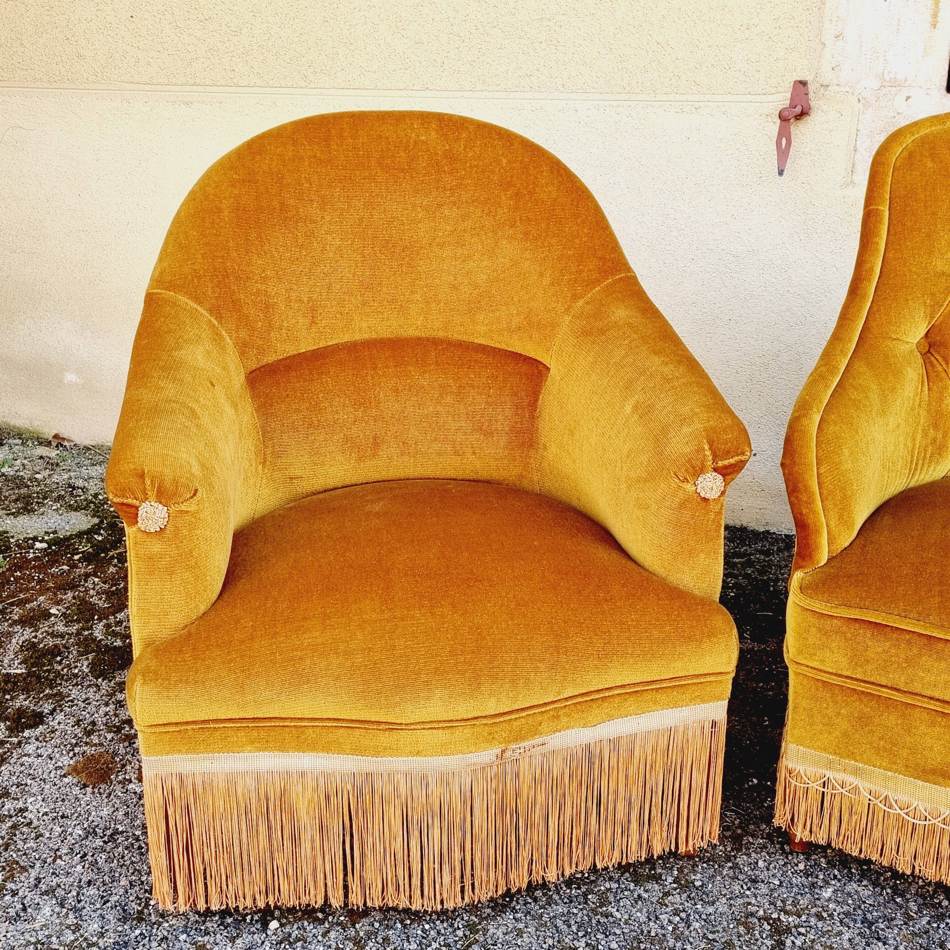 Ensemble de 2 fauteuils crapauds et 1 canapé 2 places velour moutarde