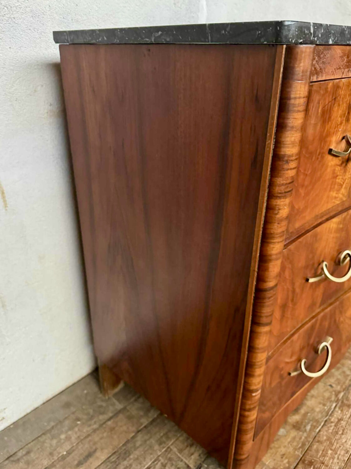 Art Deco curved chest of drawers in walnut
