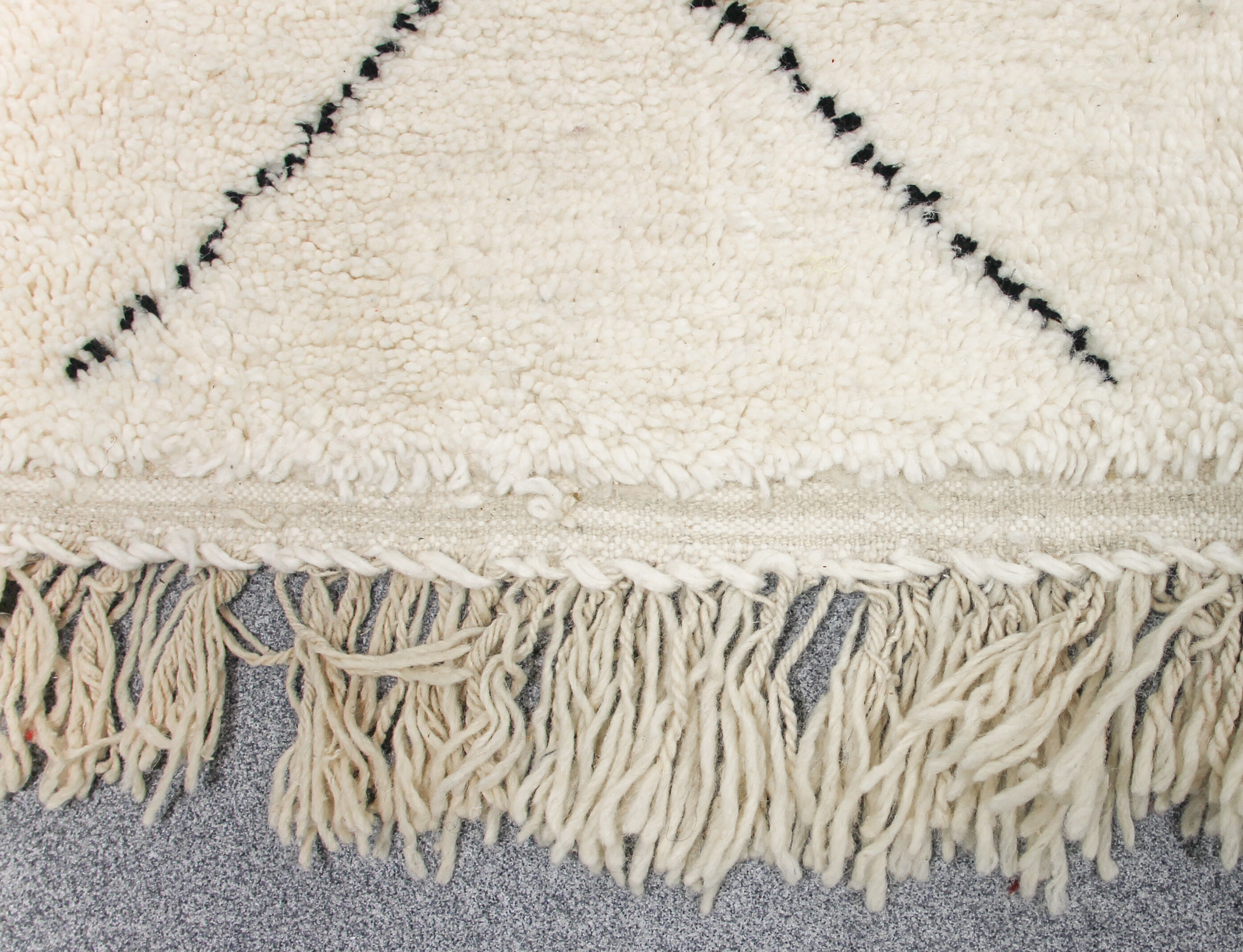 Beni Ouarain carpet, 248 x 150