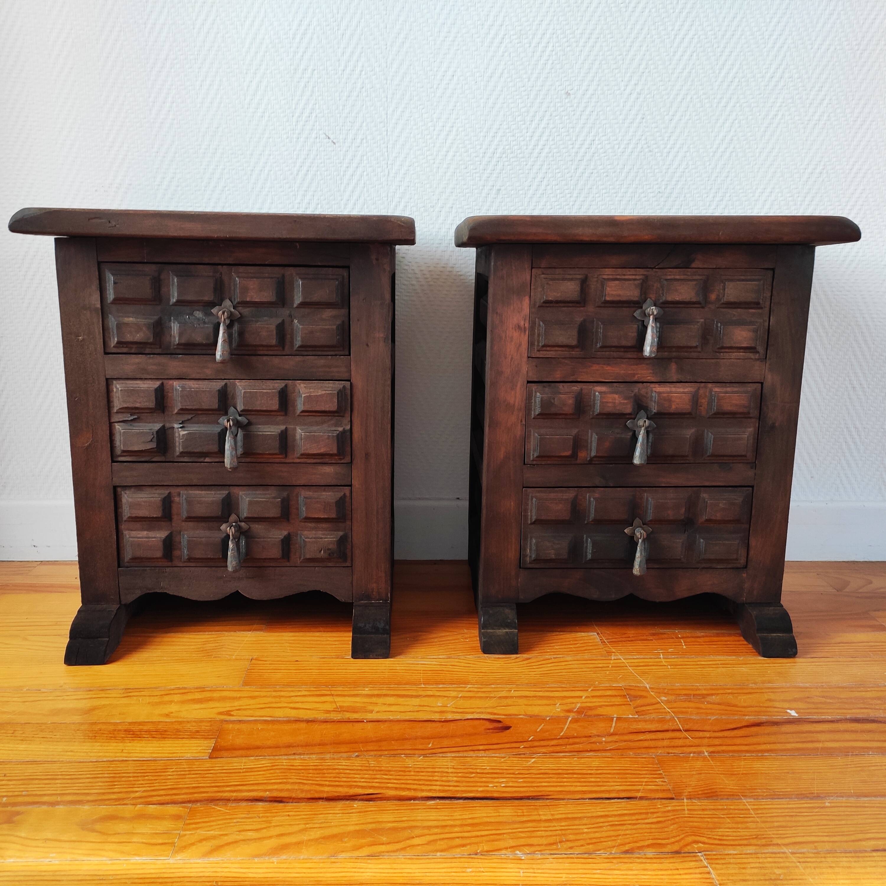 Brutalist pair of bedside tables, 1950.