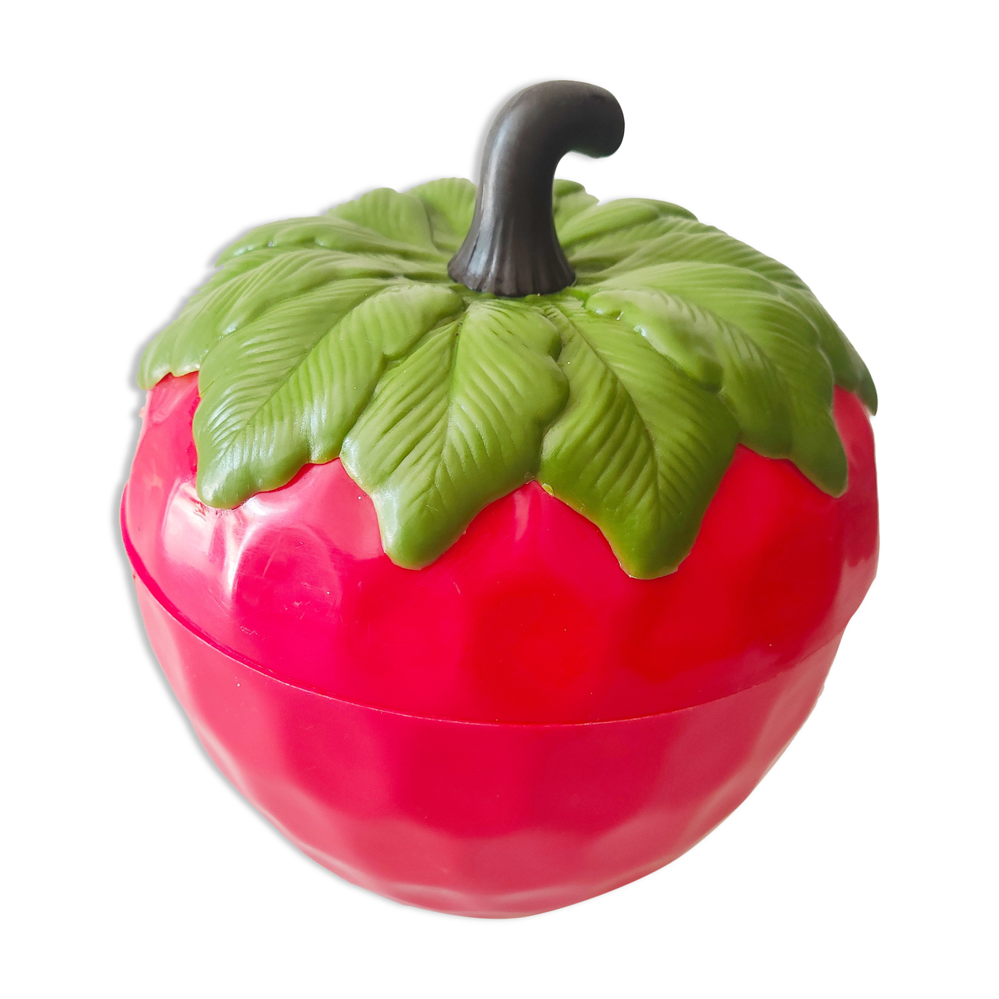 Strawberry ice bucket