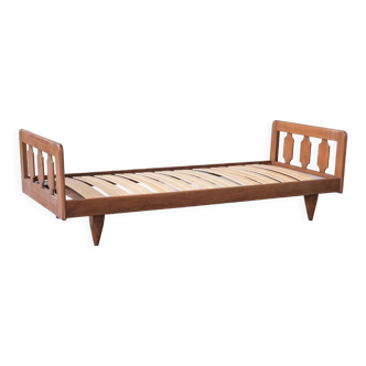 Day bed by Guillerme et Chambron in oak