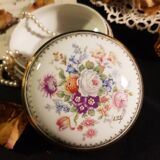 Small jewelry box or candy box