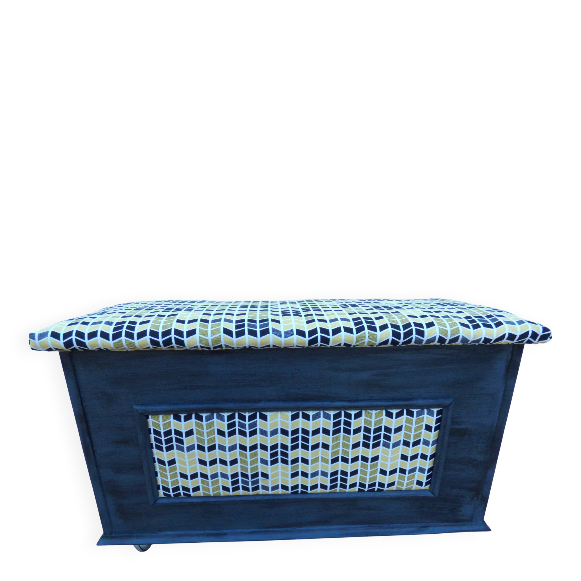 Wooden storage chest or bed end with padded top - Totally real