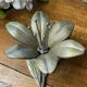 Individual flower-shaped ashtrays, solid brass, 1960s/70s