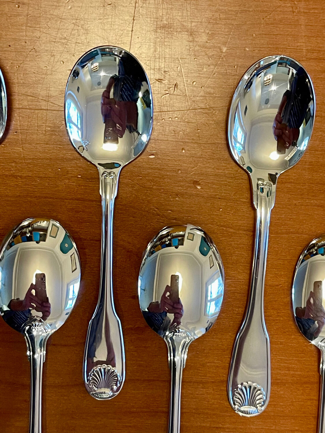 Christofle France Vendôme, 8 ice cream spoons in new condition.