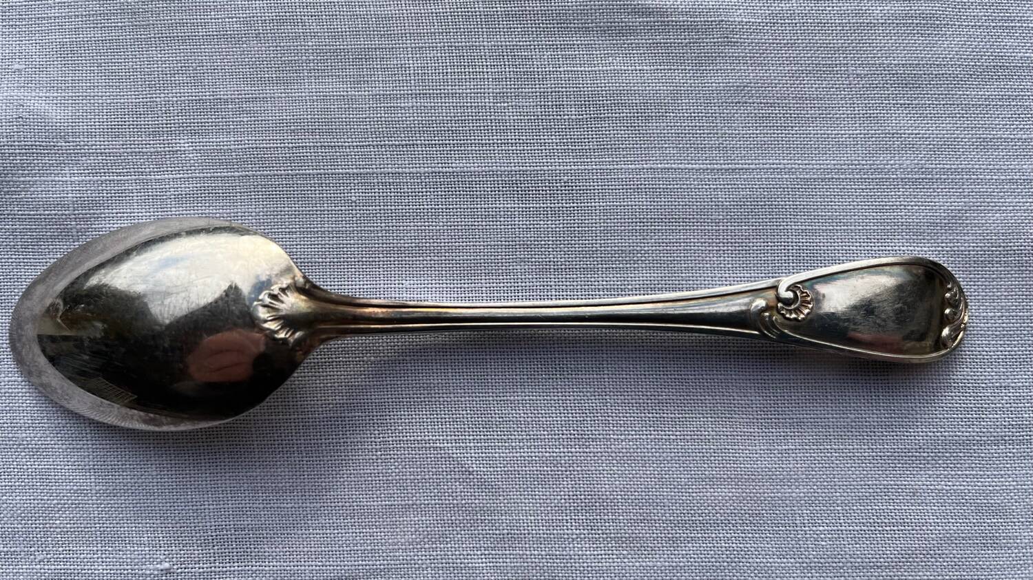 Box of 10 vintage teaspoons