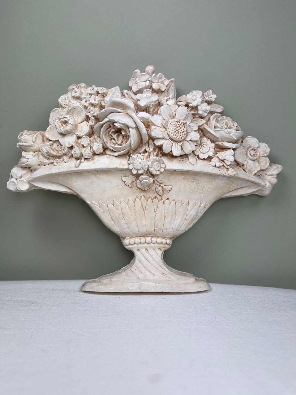 Sculpture "antique bouquet"