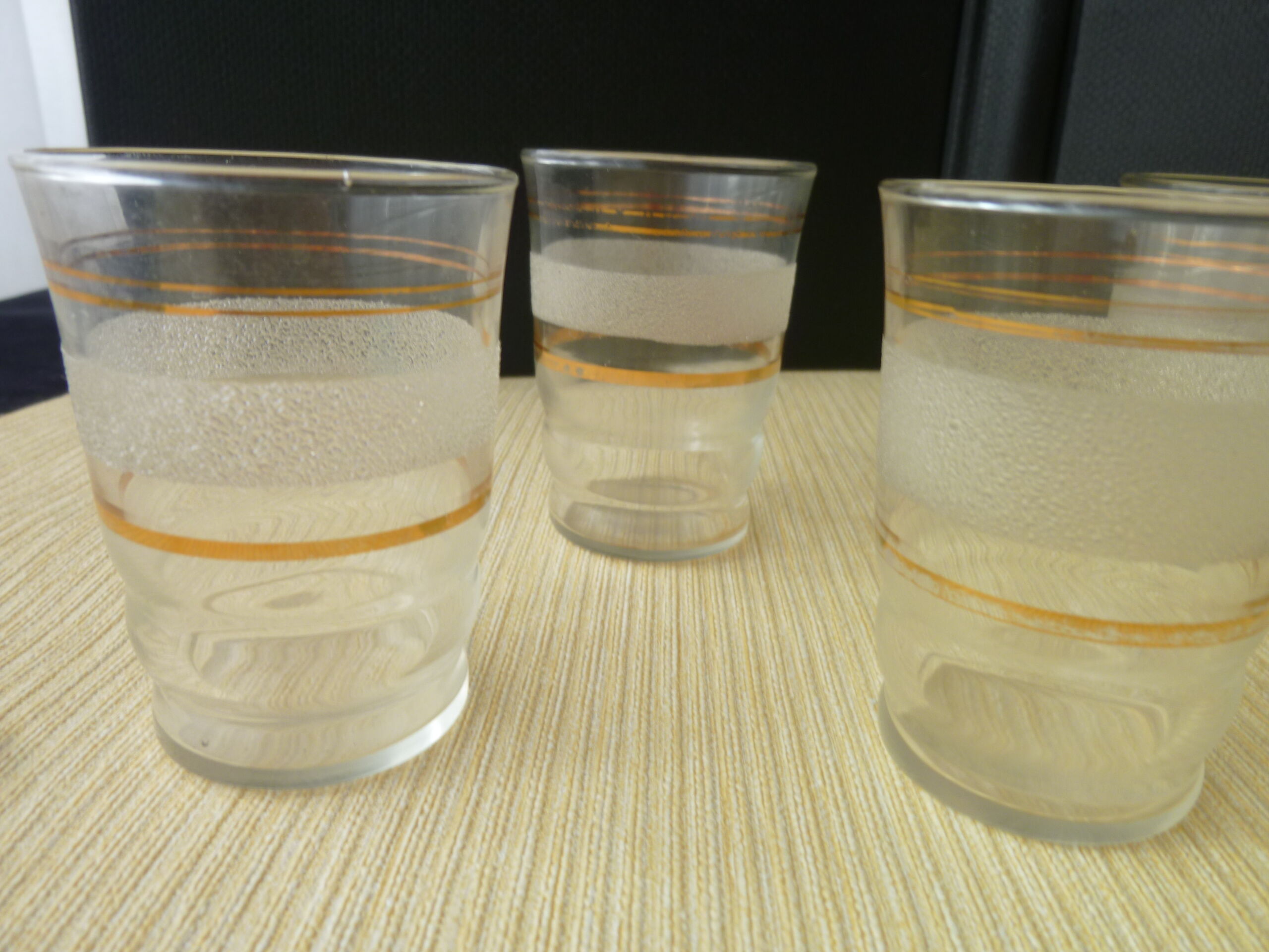 Set of 6 Table Glasses Granite and Edged Or 50-60