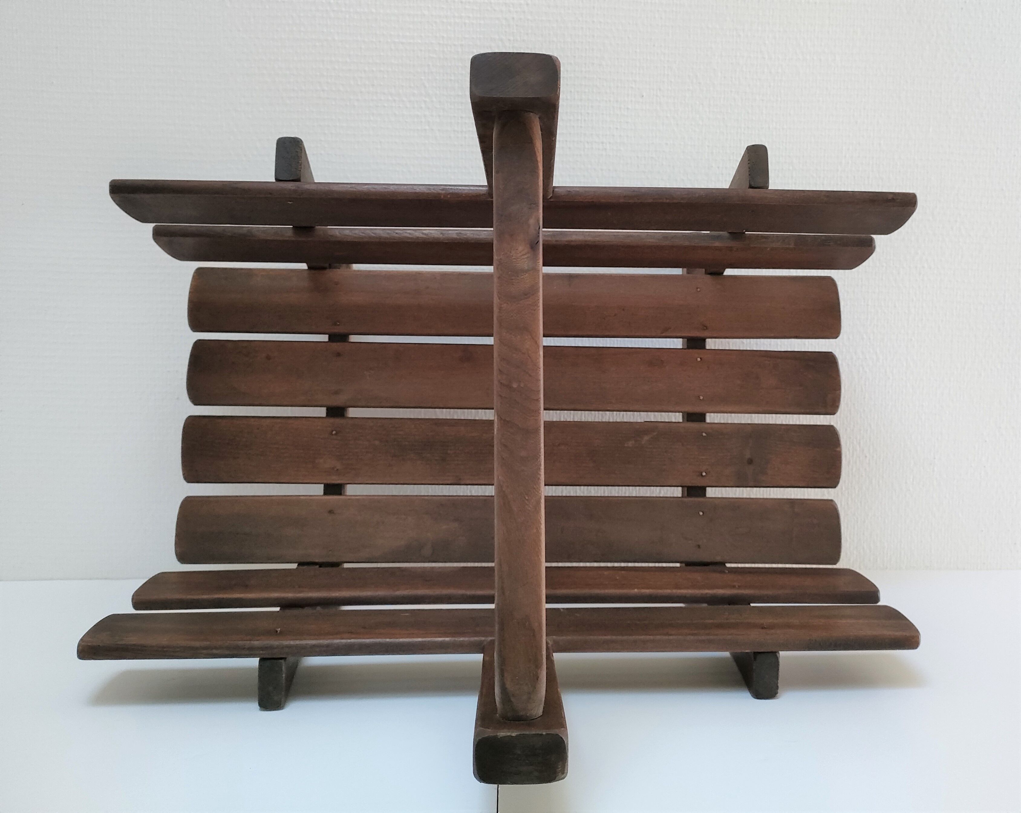 Solid wood log basket with vintage slats