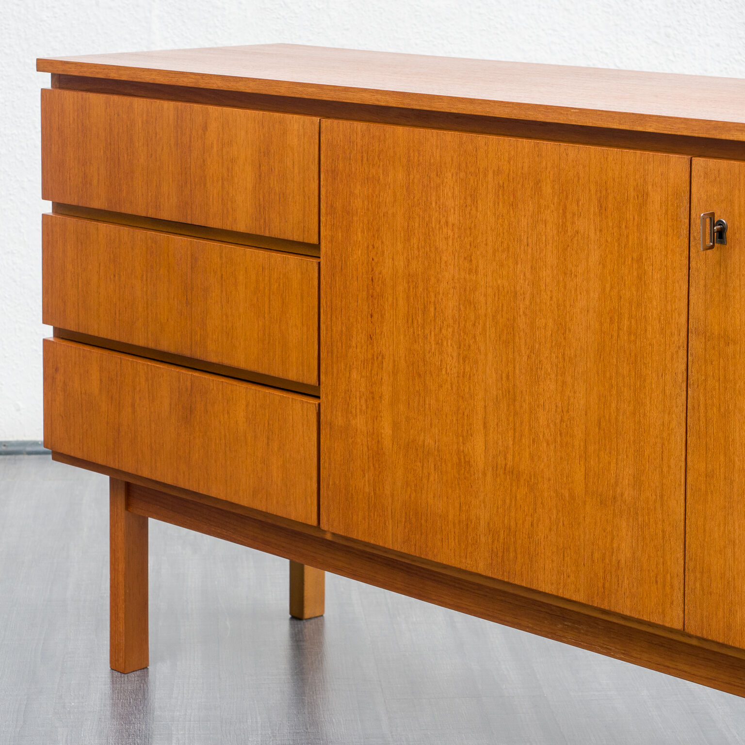 Enfilade années 60, teck, 149cm