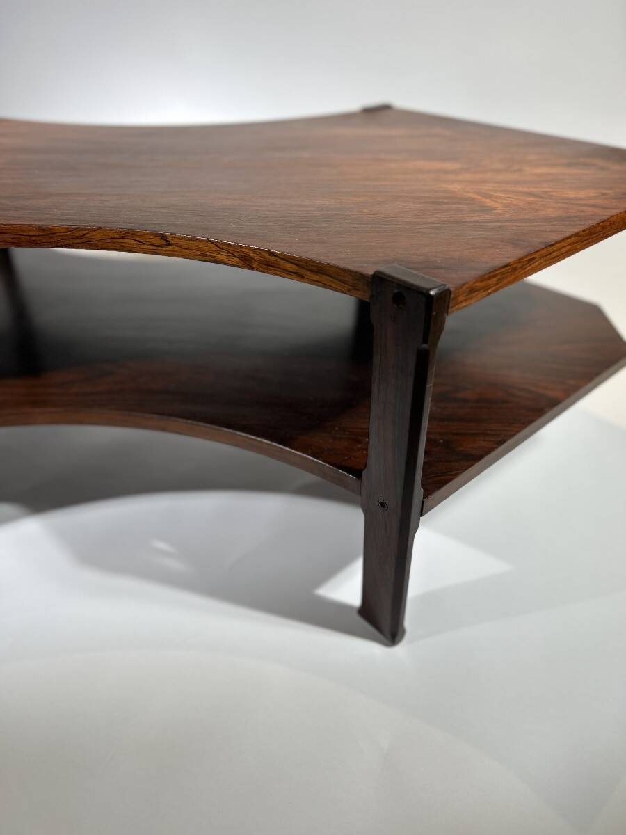 Table basse en palissandre de Sormani, Italie 1960