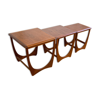 Teak trundle coffee table