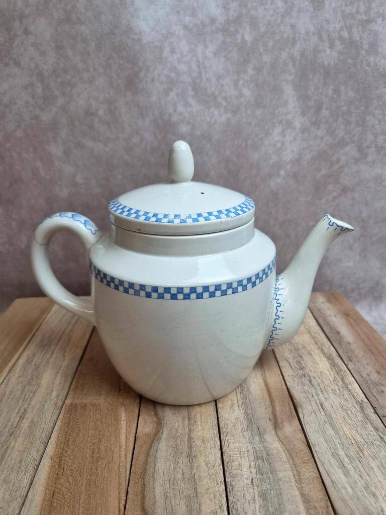 Antique teapot Terre de Fer Opaque from Sarreguemines – Blue checkerboard frieze
