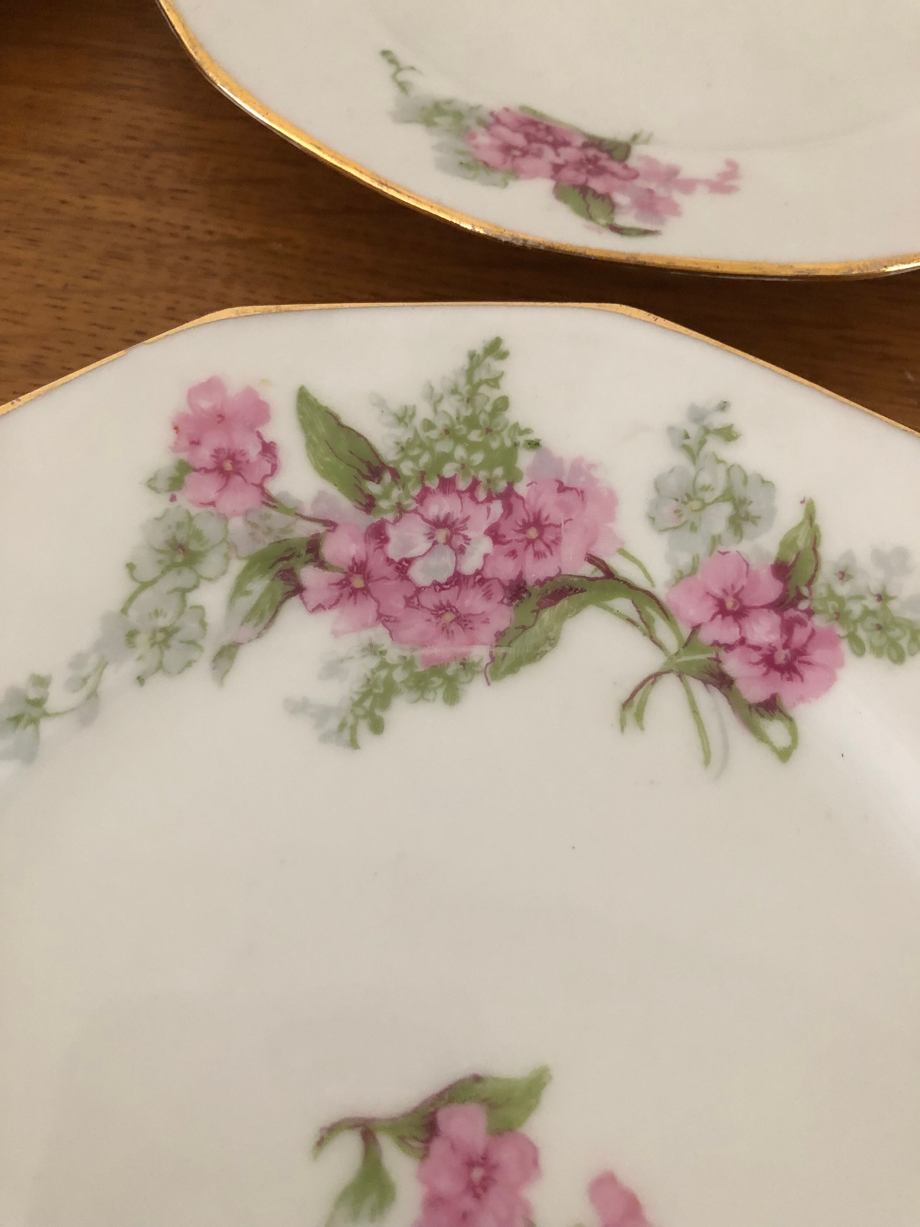 8 Limoges porcelain dessert plates