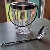 Ice bucket