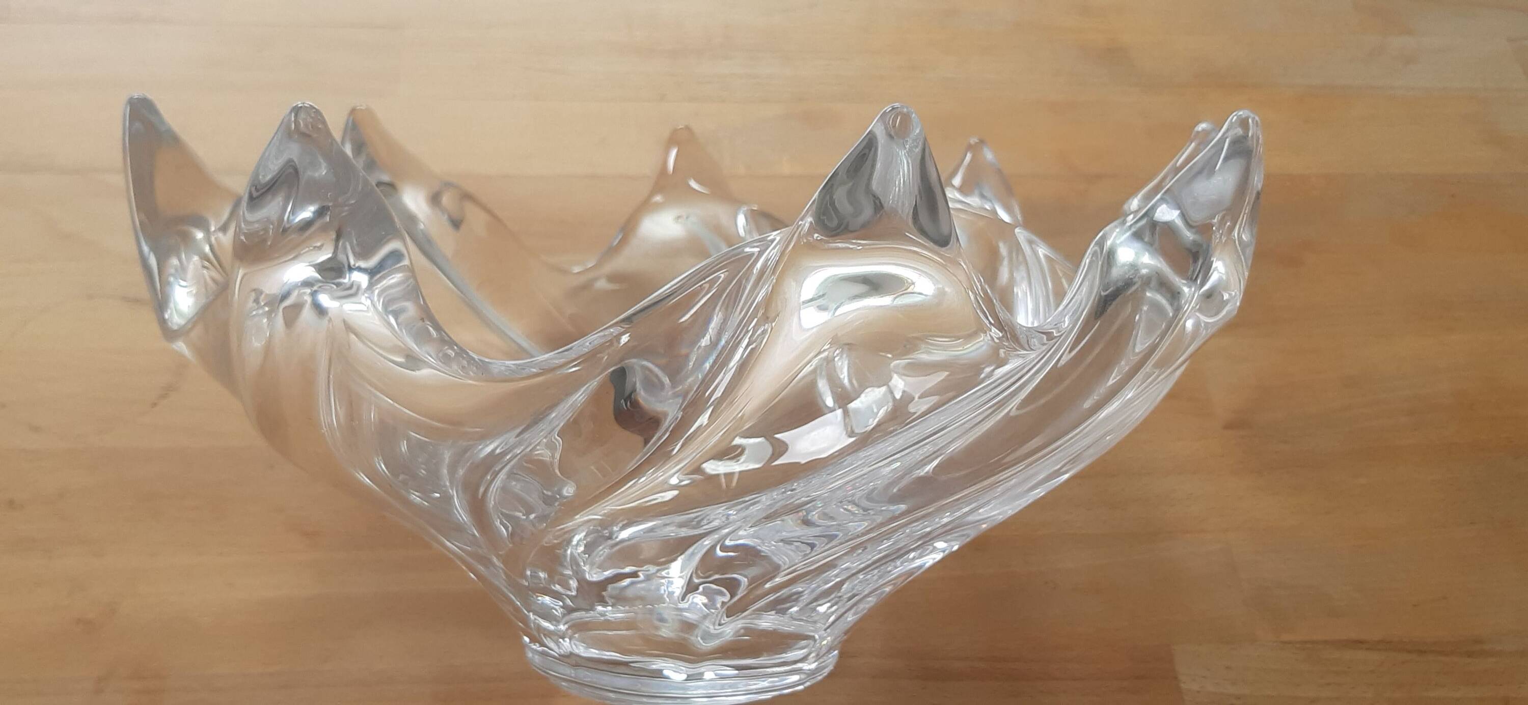 Antique fruit bowl from Vannes art crystal factory