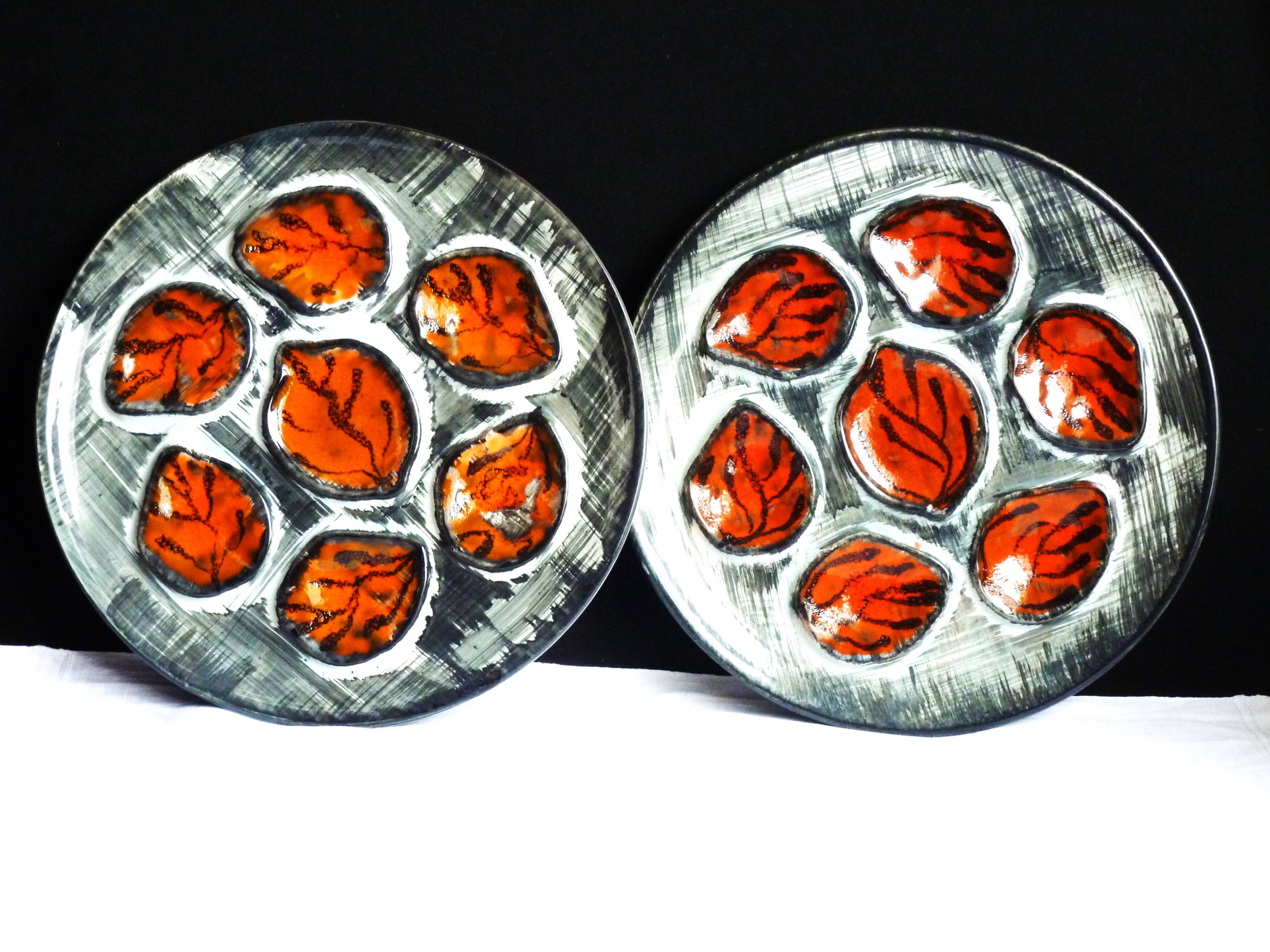 Hand-painted oyster plates - Plates from Pornic, France