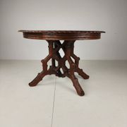 Table à manger de style Forêt-Noire par Horrix – vers 1880