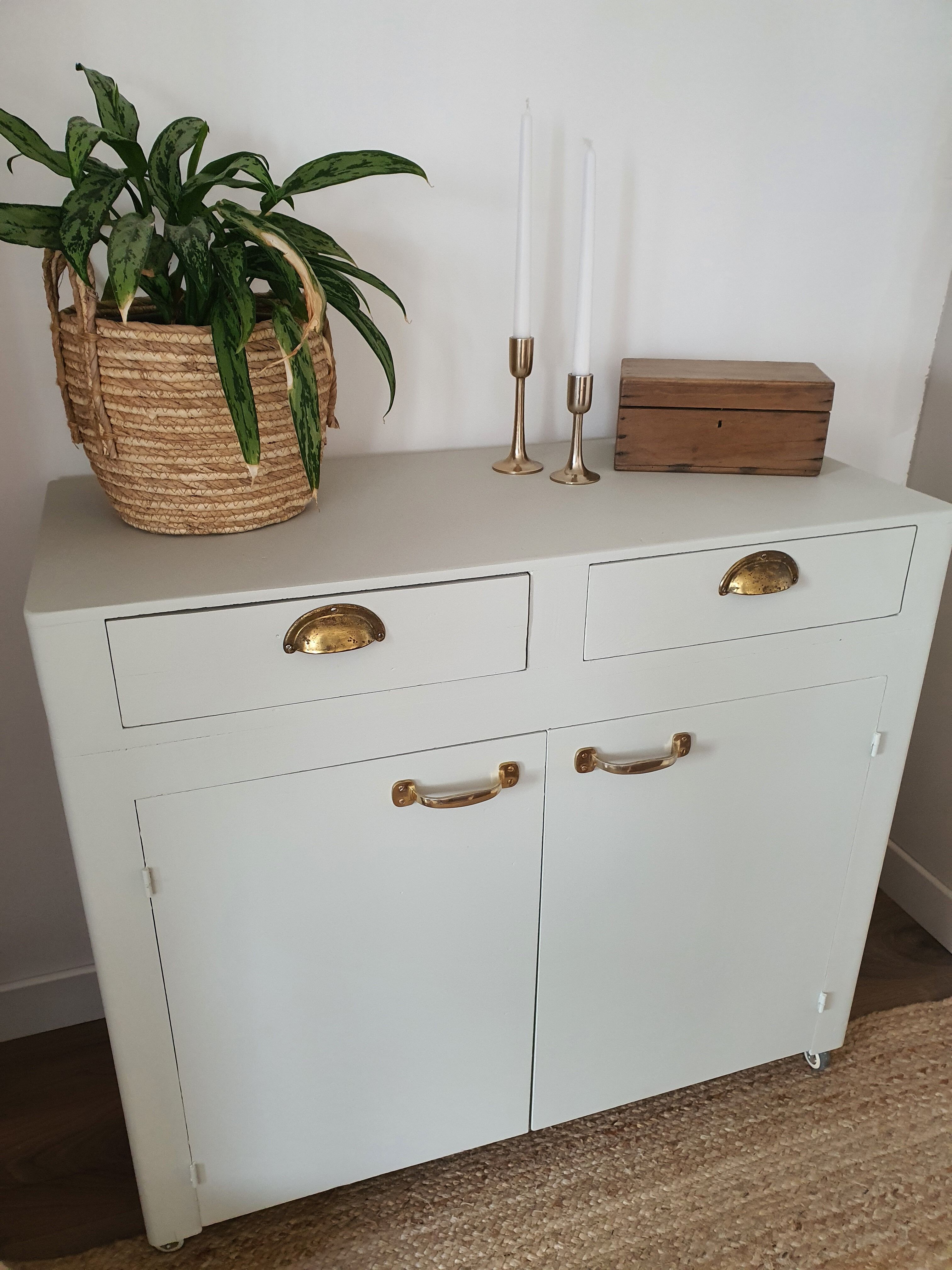 Vintage buffet