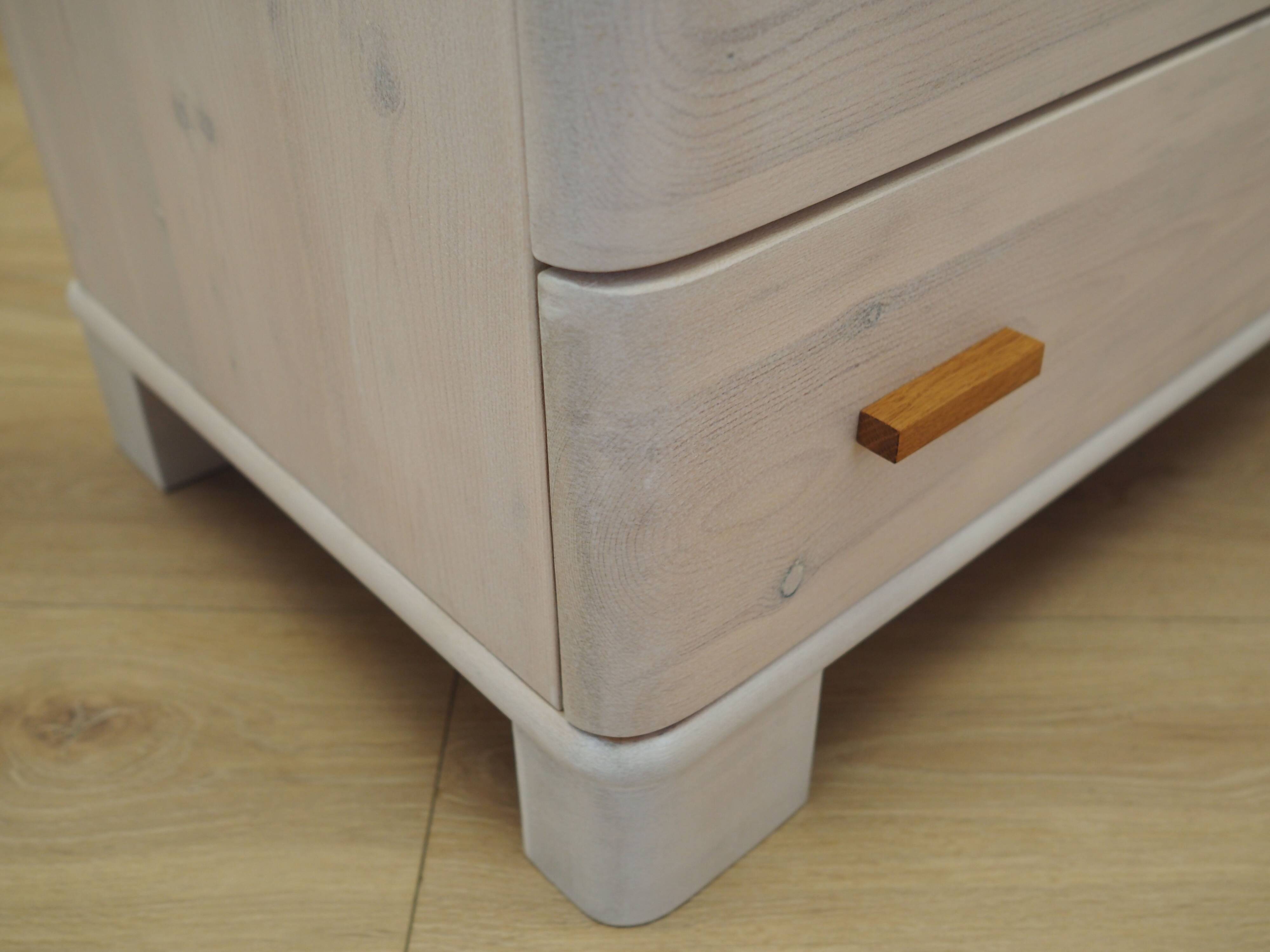 Commode en pin, design danois, années 1960, production : Danemark