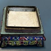 Enamelled copper jardinière with polychrome floral decoration - Canton 18th century.