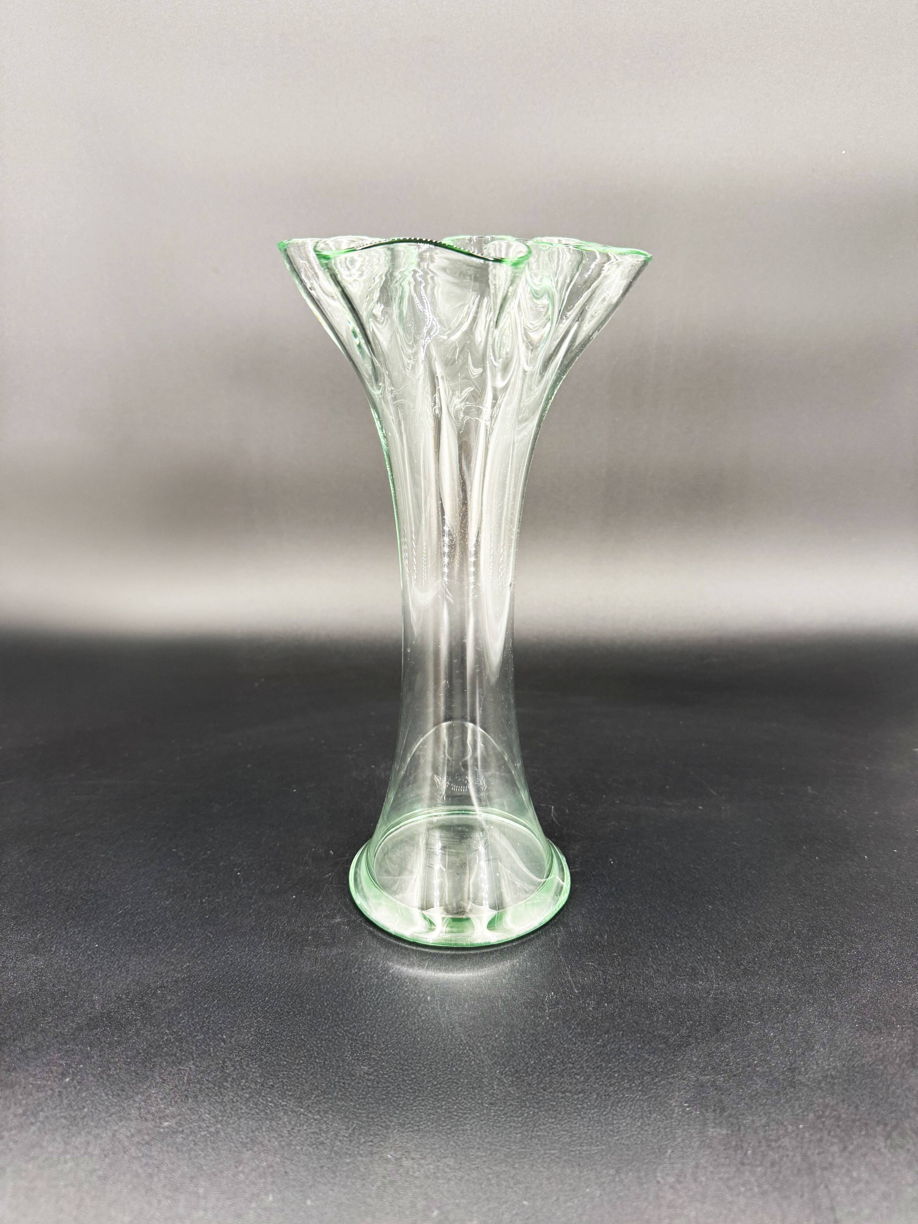 Blown glass vase in free form