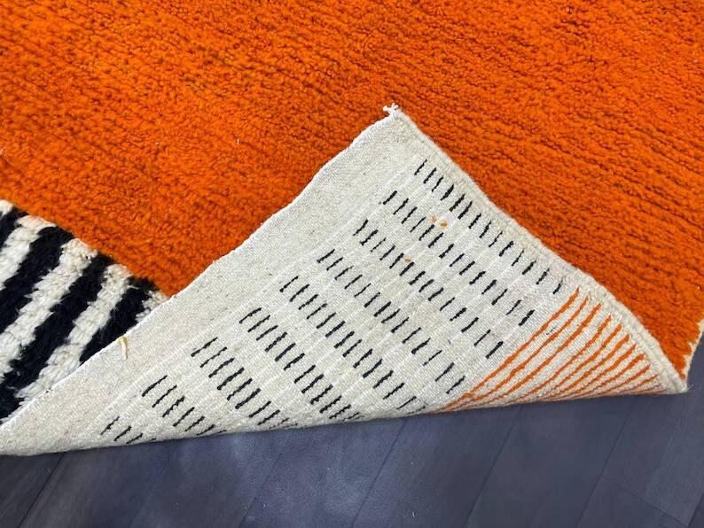 Traditional handmade Beni Ouarine rug 250cmx150cm