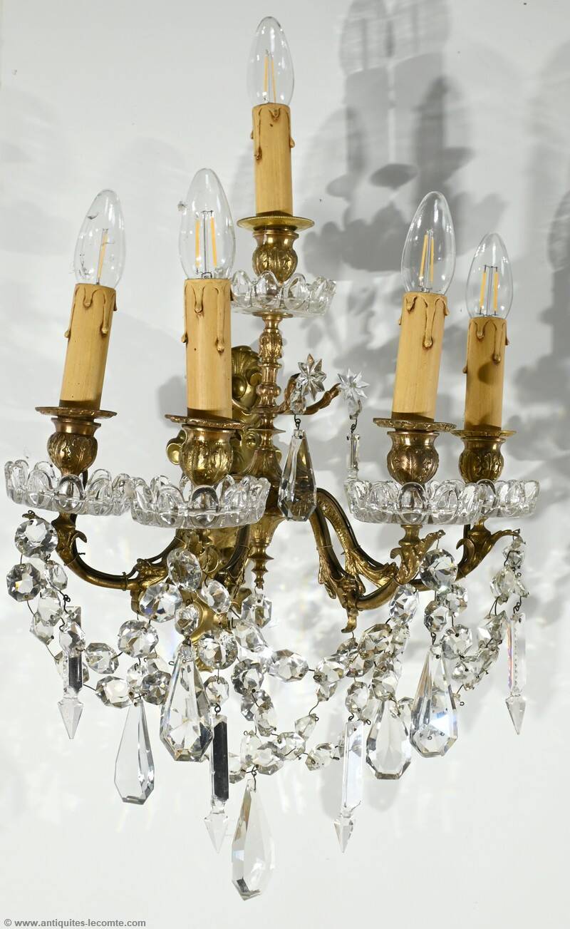 Bronze and Crystal Wall Lights with Pendants, Louis XV style – Late 19th century