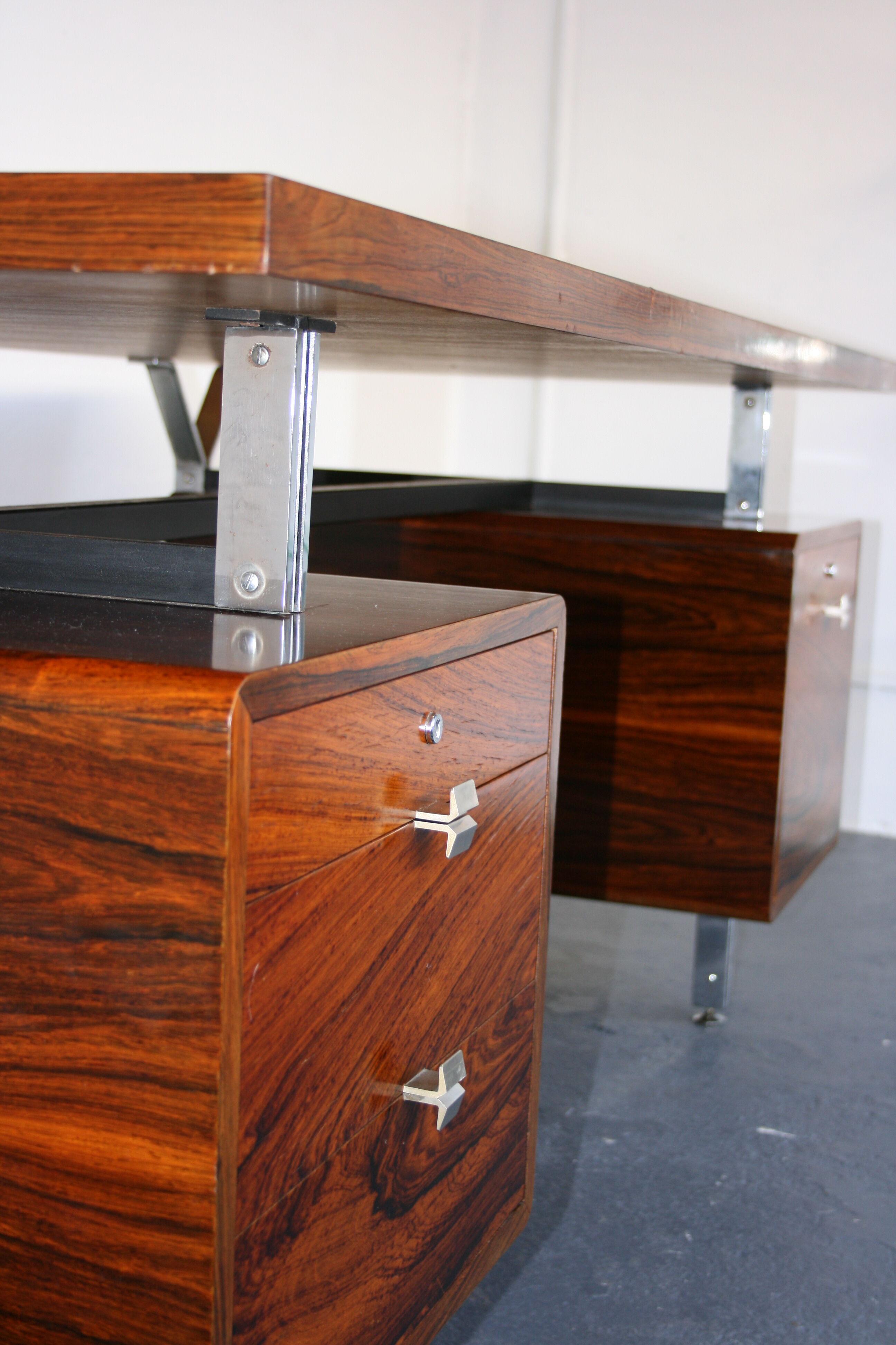 French rosewood office in Rio